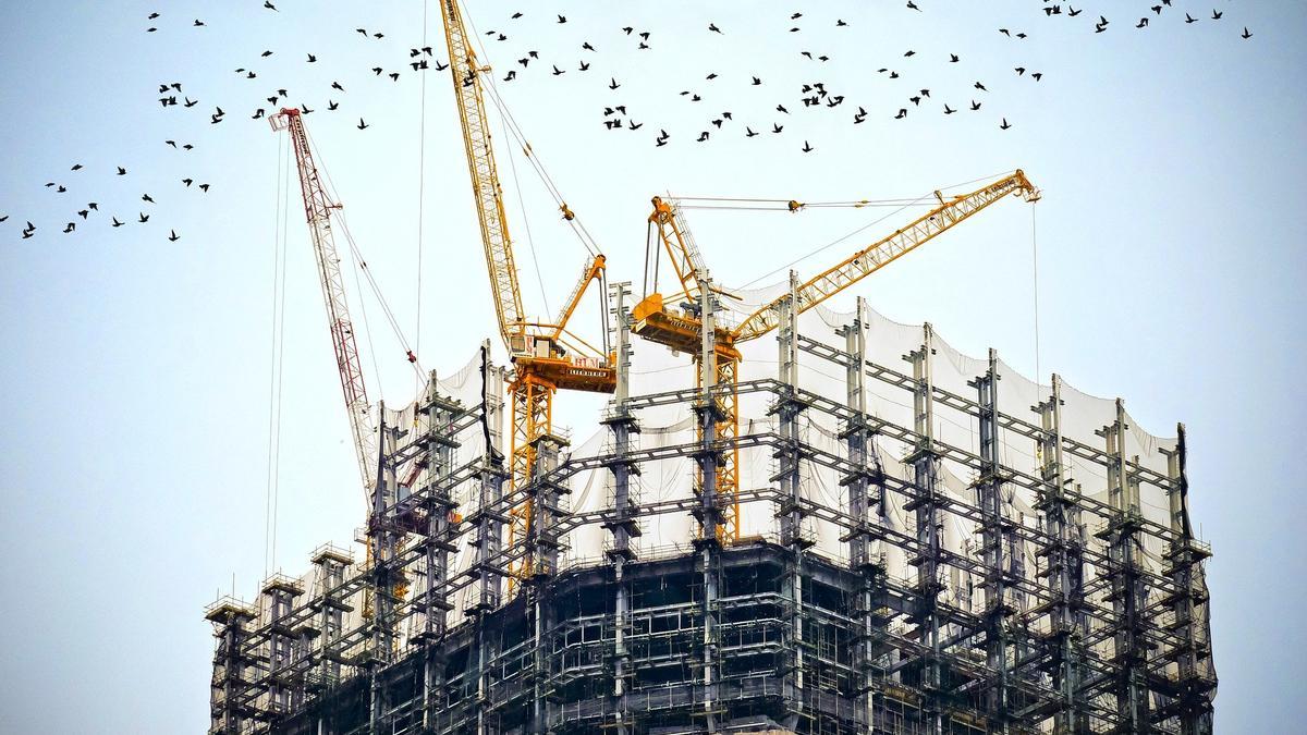 ¿Adiós al promotor inmobiliario tradicional? La IA ya recomienda qué construir, cuánto cobrar y a quién vender