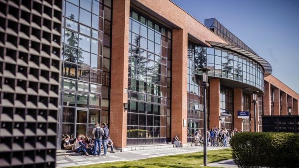 La Universidad Carlos III abre una convocatoria de empleo público para cubrir 34 plazas como Auxiliar Administrativo
