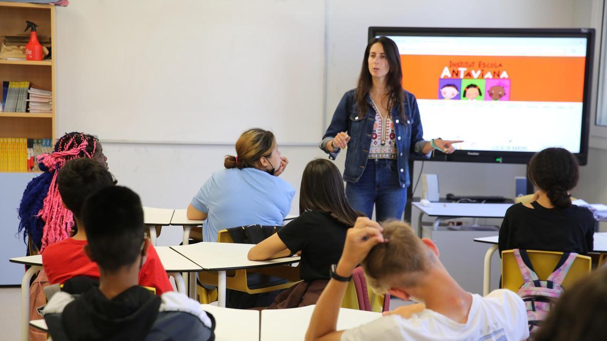 Educación inicia los llamamientos para cubrir cerca de 2.600 plazas vacantes de Primaria