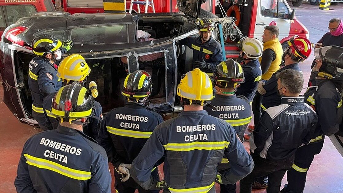 Denuncian un "riesgo de favoritismo" en las oposiciones para cubrir 11 plazas de bombero de Ceuta