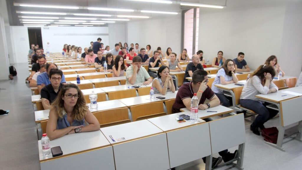 Las oposiciones a Maestro en la Región se cierran con 111 plazas sin cubrir