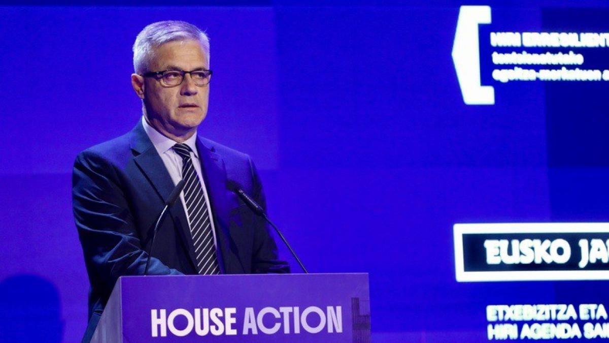 Muere el secretario de Estado de Vivienda, David Lucas, a los 58 años