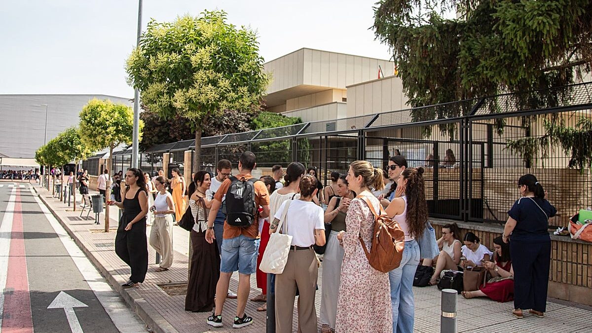 Las oposiciones de maestro en La Rioja dejan 288 aprobados para 120 plazas