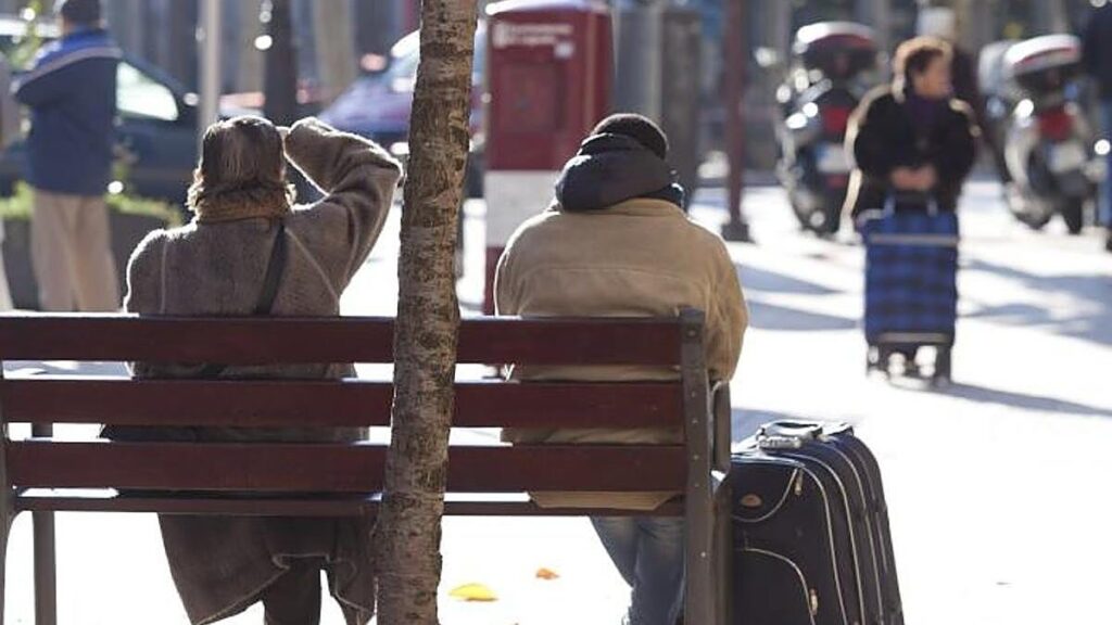 La historia del hombre sin techo que logró aprobar unas oposiciones se hace viral 11 años después