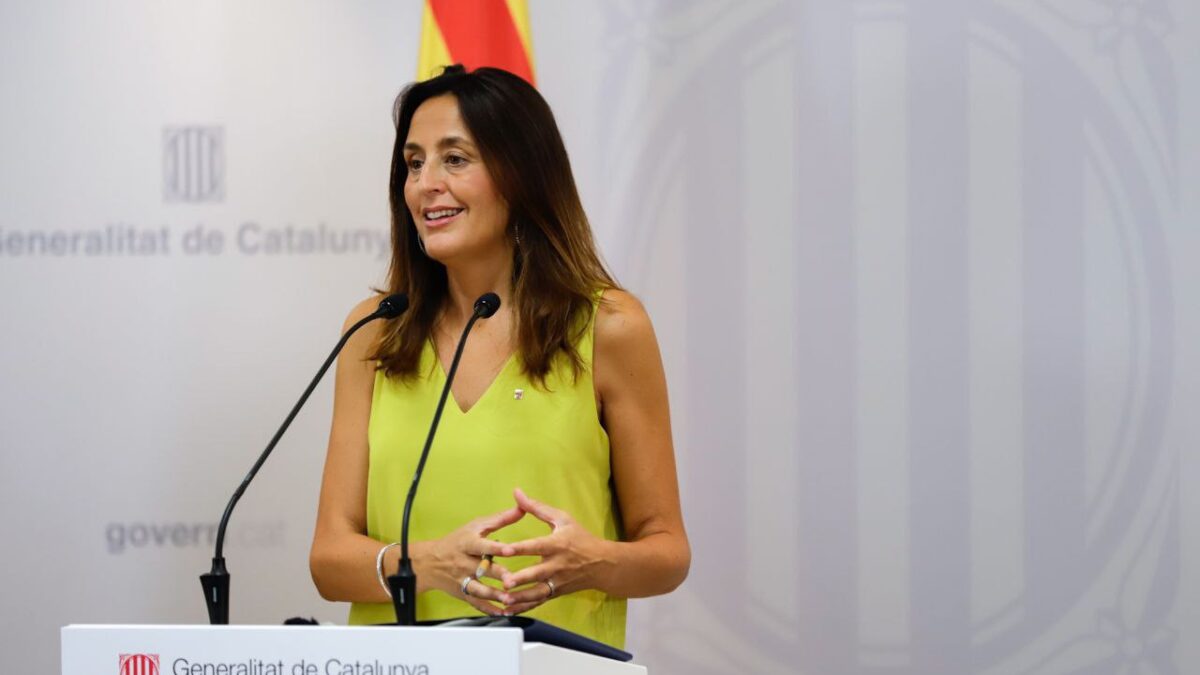 Educació vuelve a tropezar: otro error en las oposiciones que pone en cuestión la gestión de la Generalitat