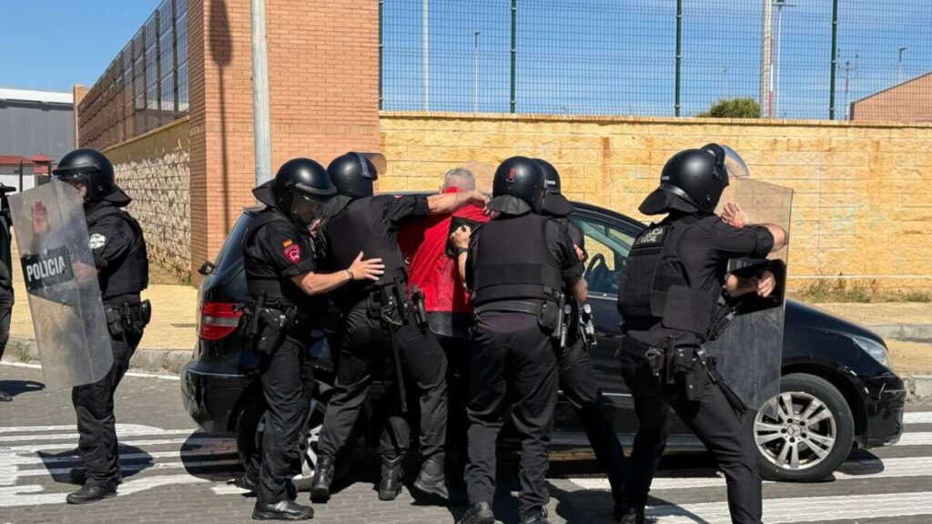 Convocatoria de ocho plazas de Oficial de Policía Local en Ceuta: requisitos y plazos