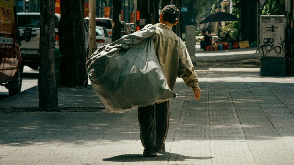 Un sintecho aprueba unas oposiciones estudiando en la calle – El Progreso de Lugo