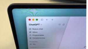 ChatGPT puede controlar ahora la app iMessage en los Mac y abrir un nuevo frente con Apple 9