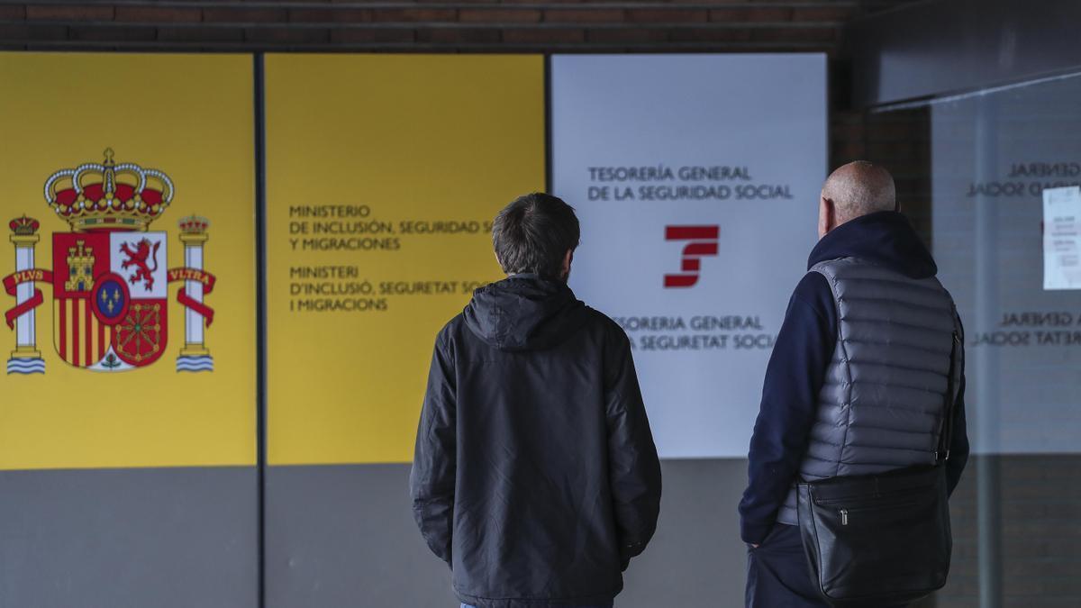 Convocan 13 becas para preparar las oposiciones a interventores y auditores de la Seguridad Social: hasta 75 euros por día