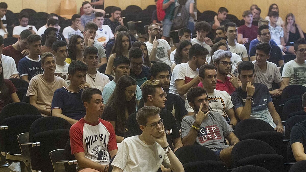 La Comunidad confía en desbloquear el dinero de las 192 plazas de profesor universitario el 4 de septiembre