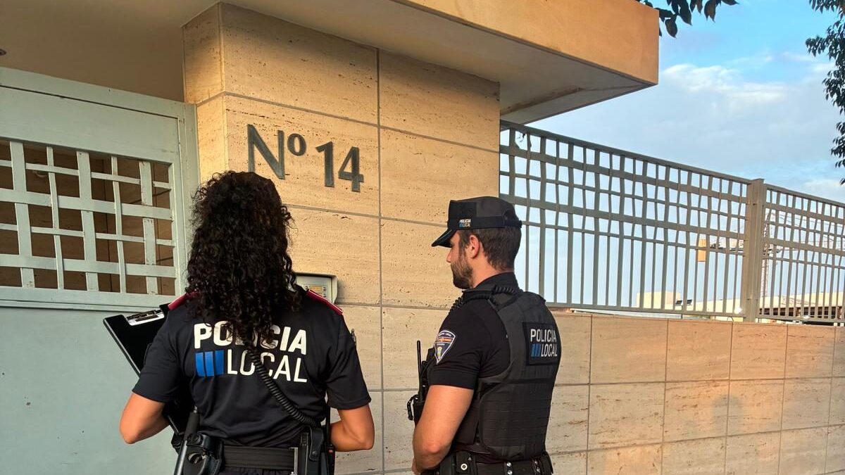 Ibiza saca 17 plazas de agente de la Policía Local en la mayor convocatoria de su historia