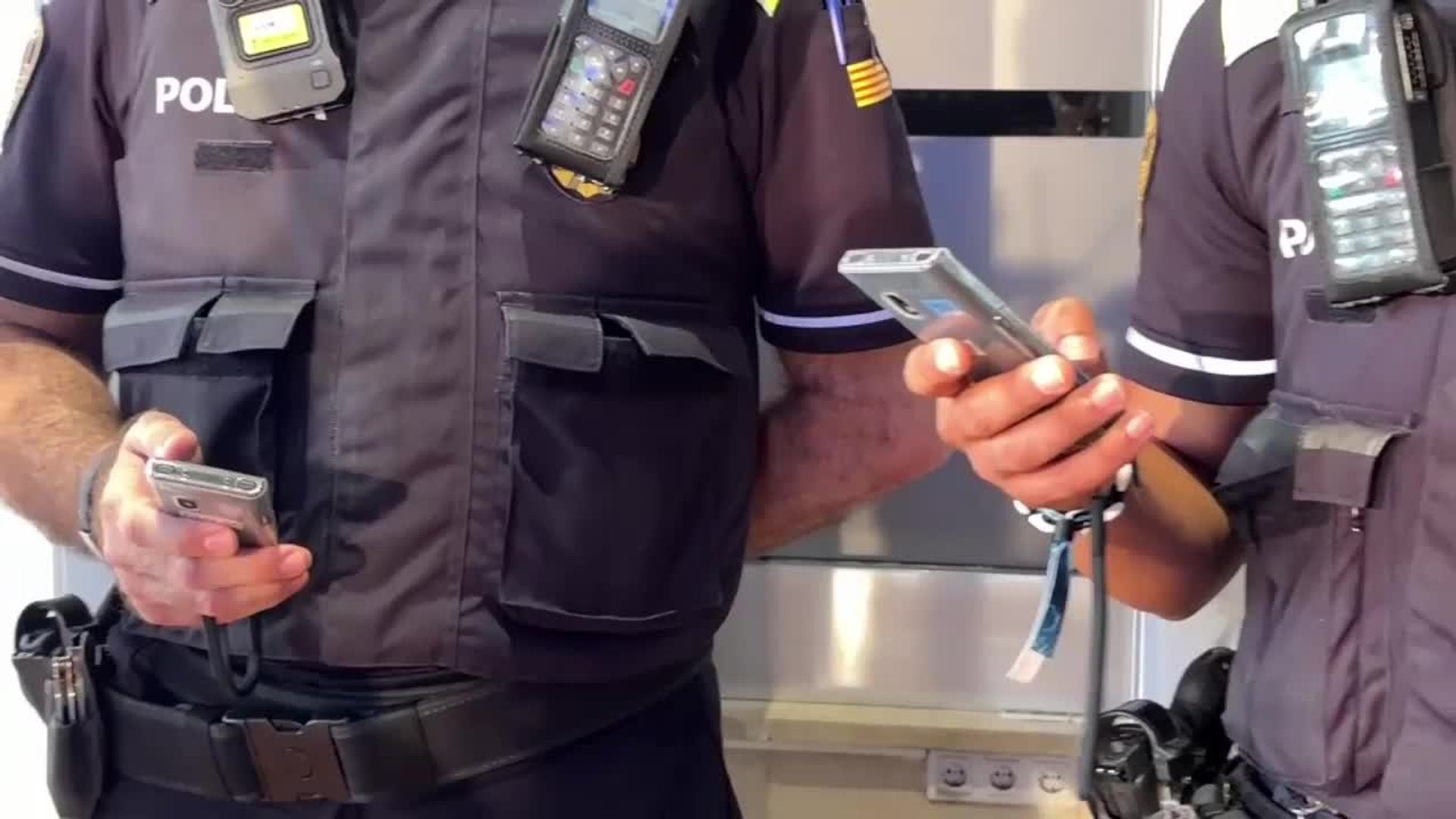 Barcelona despliega 201 traductores con inteligencia artificial para la atención ciudadana