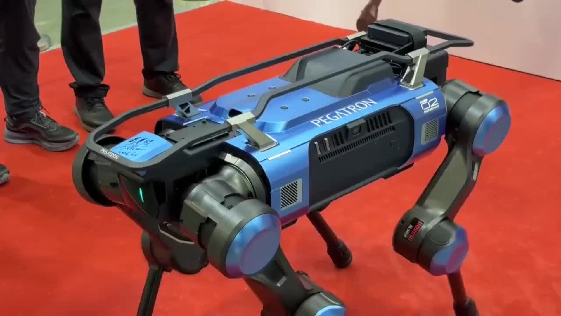 Taiwán exhibe robots e inteligencia artificial en una feria en Taipéi - ABC