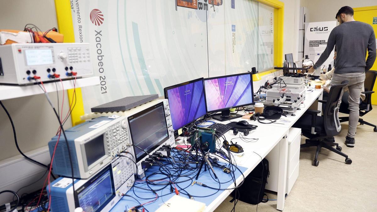 La USC entra en una red estatal para crear una inteligencia artificial segura, explicable y sostenible