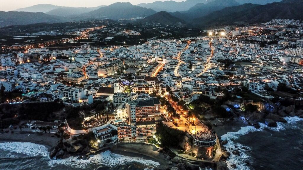 Abierto Plazo de Solicitudes 1 Plaza de Capataz/a para el Servicio de Jardinería Ayuntamiento de Nerja (Málaga)