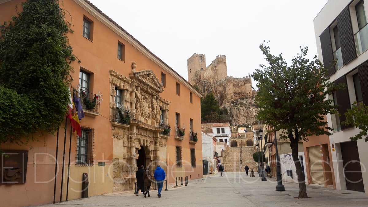 Almansa abre con urgencia una bolsa de empleo público para universitarios - El Digital de Albacete