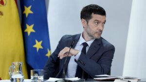 Consumo sanciona con un millón de euros a la empresa de alquiler de coches Avis por cobrar gastos adicionales a clientes multados por tráfico 8