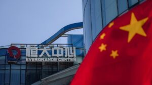 El fundador del gigante inmobiliario chino Evergrande, condenado a cadena perpetua 2