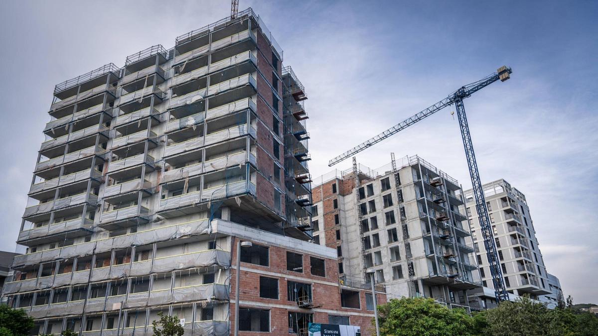 Los pisos de una sola habitación se abren paso en Barcelona: una de cada tres promociones de obra nueva ya los incluyen