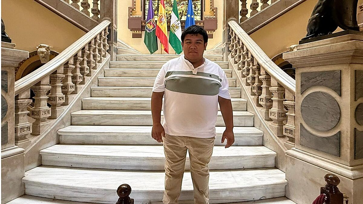 Gonzalo López, 25 años y discapacidad intelectual: flamante funcionario en Málaga