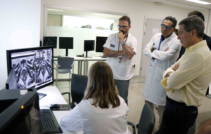 La Fe utiliza inteligencia artificial para analizar el cáncer de próstata - Valencia News 8