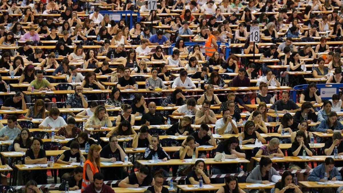 El BOE publica 42 convocatorias de oposiciones para ser funcionario de carrera