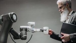 OPINIÓN | La inteligencia artificial ya tiene reglas. Y creo que las necesita | JMACGYVER 10