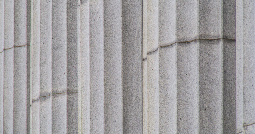 ¿Has tenido problemas con la policía? Qué hacer ante una detención ilegal o un abuso policial